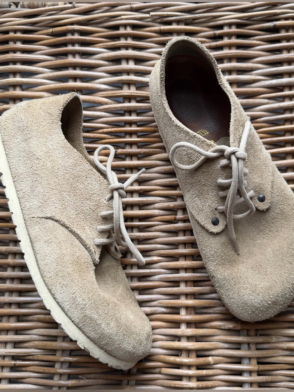 Birkenstock Maine Leather Shoes Sz EU 39 US 8 Women’s Tan Beige Suede Lace Up